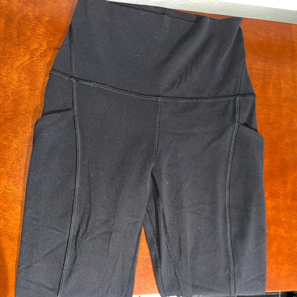 Lululemon Align Leggings Size 2 with Pockets